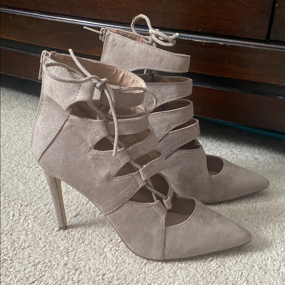 Donating soon!! Mix No.6 Tan Taupe Strappy Pointed Toe High Heels Size 8.5